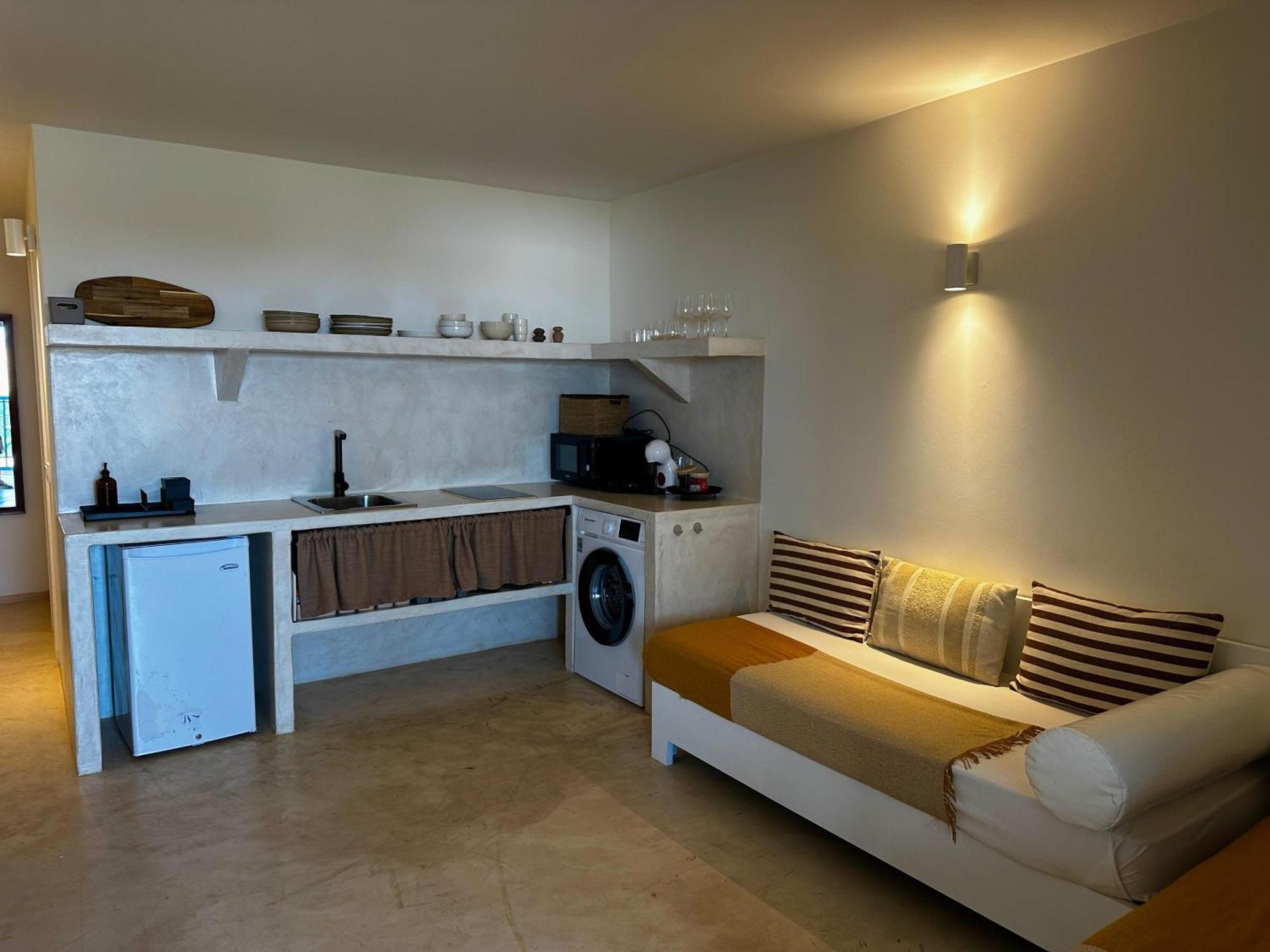 Apartment Leme Bedje - By Bobbywashere Santa Maria